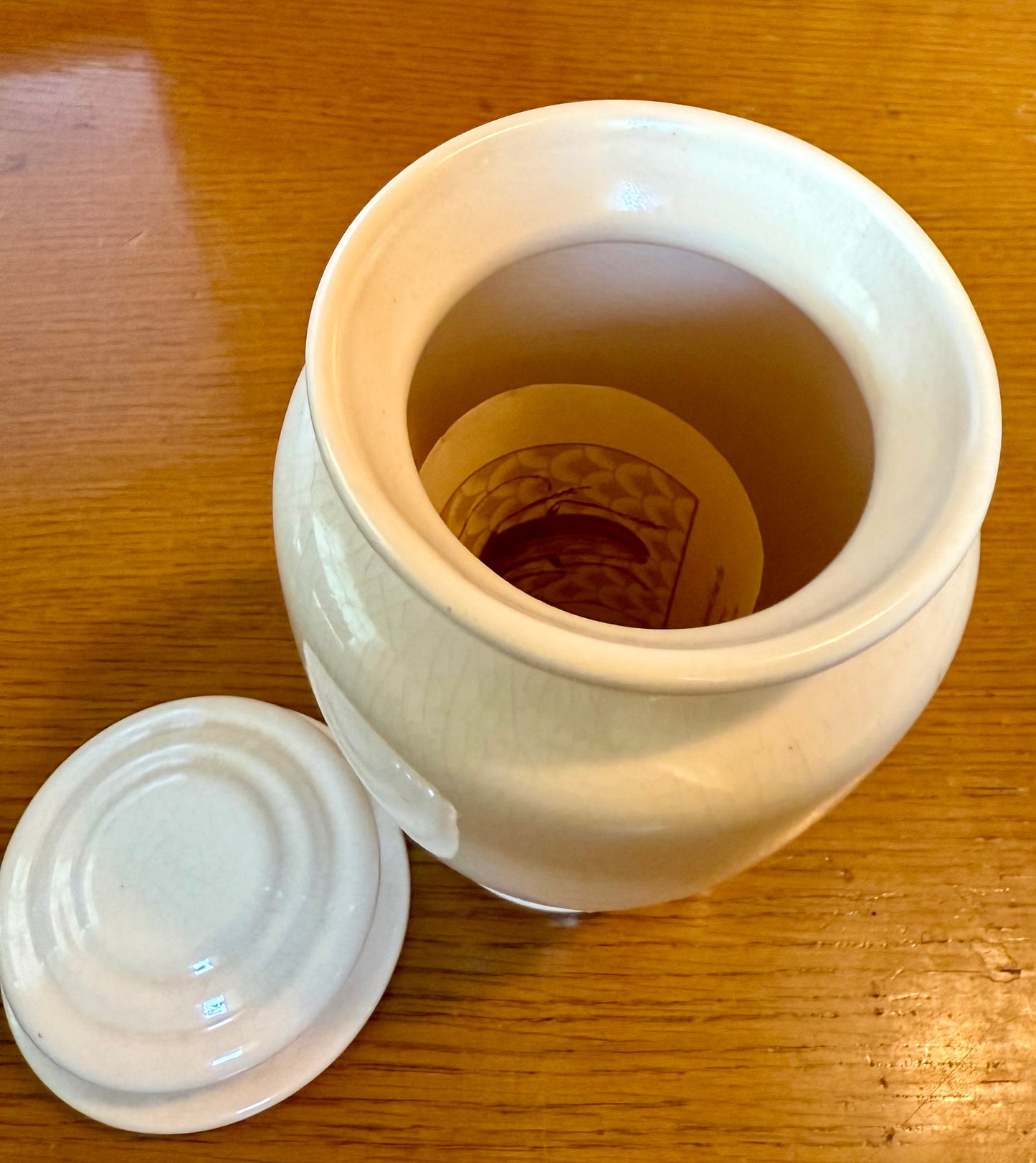 Vintage Lilly Pulv. Canthar Apothecary Jar